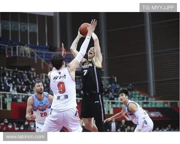 马拉贡疑断跟腱奥乔亚或回归世 马拉贡疑断跟腱奥乔亚或回归世